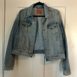 levi’s trucker jacket